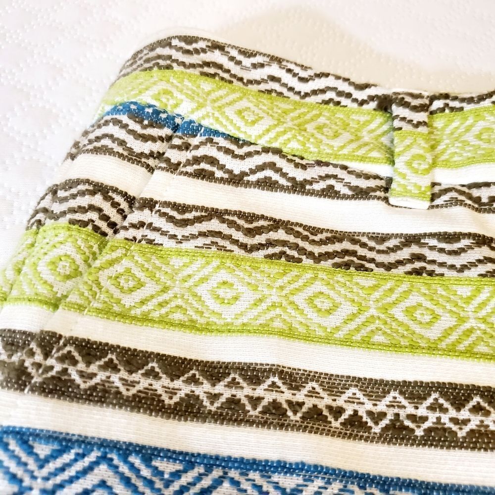 Loft Multicolor Pattern Shorts Size 8 - Picture 4 of 12